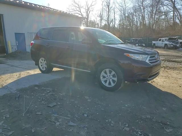 2013 Toyota Highlander VIN 5TDBK3EH4DS211580 Copart auction photo, side / front end damage thumbnail 15