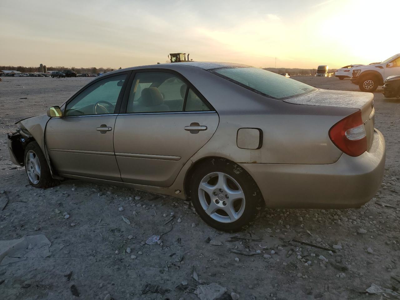 2003 Toyota Camry VIN 4T1BE32K03U711099 Copart auction photo, front end damage thumbnail 2