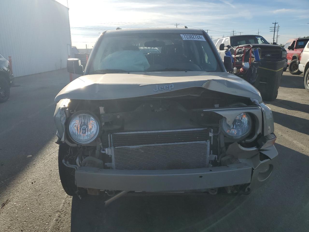 2009 Jeep Liberty (Patriot) VIN 1J4FF28B79D249860 Copart auction photo, rear end / undercarriage damage thumbnail 5