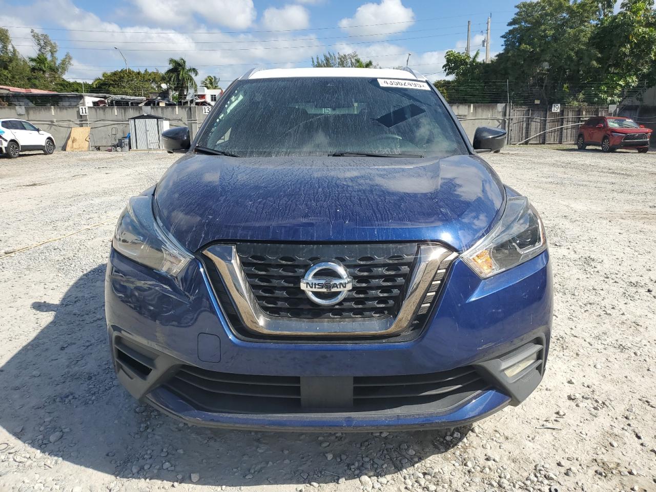 2020 Nissan Kicks VIN 3N1CP5DV1LL477137 Copart auction photo, side / minor dent/scratches damage thumbnail 5