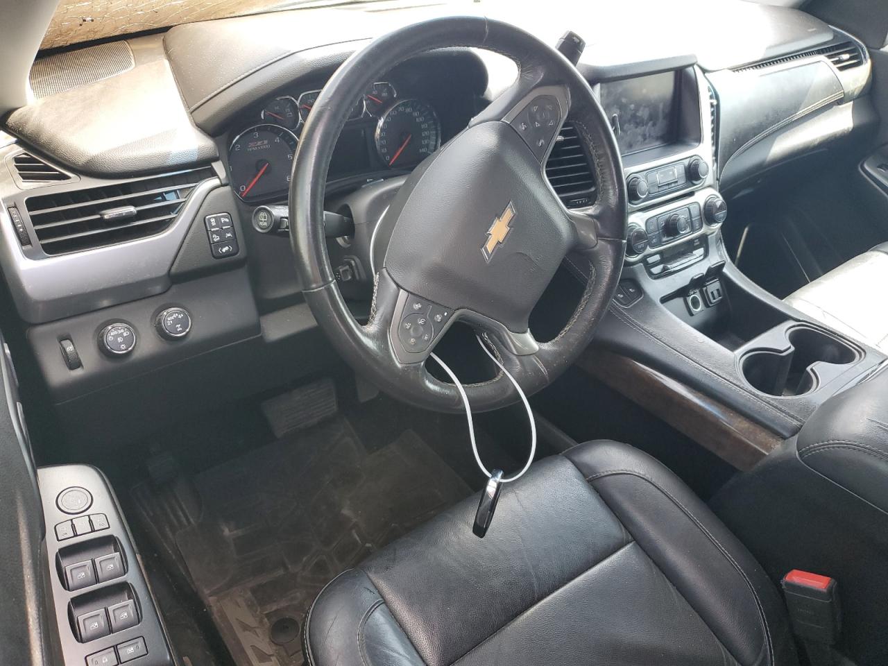 2018 Chevrolet Tahoe VIN 1GNSKBKCXJR327404 Copart auction photo, burn damage thumbnail 8