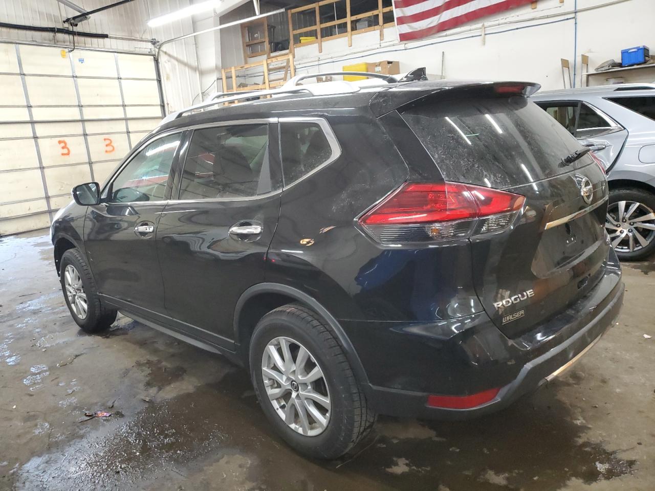 2017 Nissan Rogue VIN KNMAT2MV4HP600391 Copart auction photo, front end damage thumbnail 2