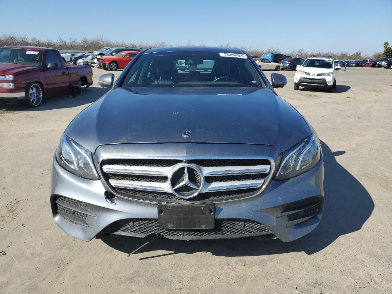 2019 Mercedes-Benz E-klasse VIN WDDZF4JB6KA489441 Copart auction photo, front end damage thumbnail 5