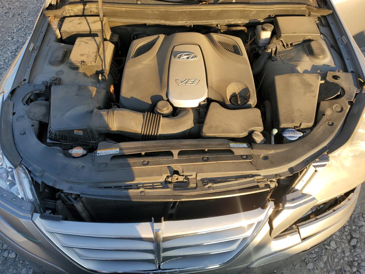 2009 Hyundai Genesis VIN KMHGC46F99U038031 Copart auction photo, front end damage thumbnail 11