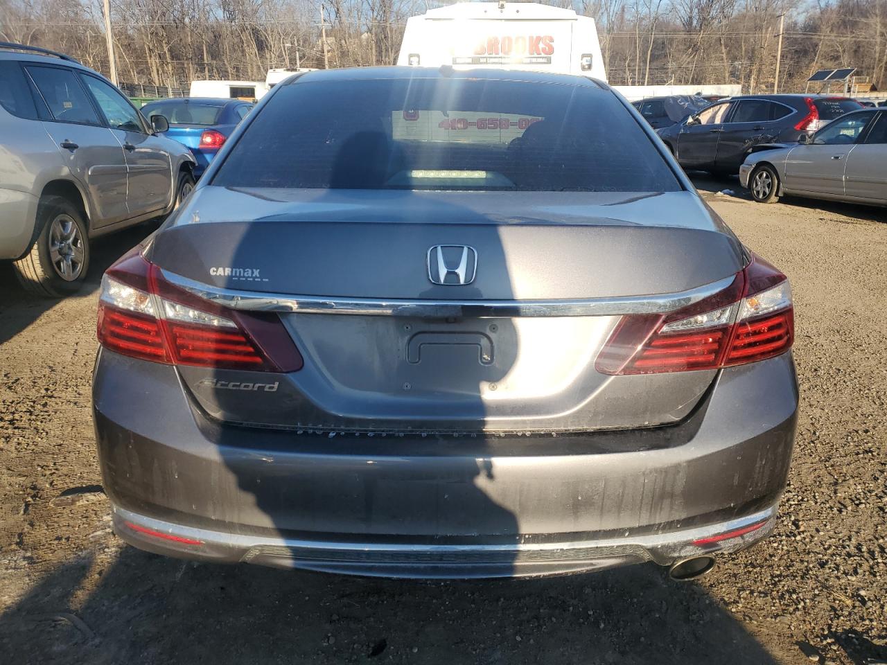2017 Honda Accord VIN 1HGCR2F74HA212507 Copart auction photo, front end / minor dent/scratches damage thumbnail 6