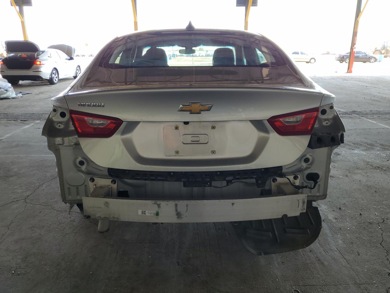 2020 Chevrolet Malibu VIN 1G1ZC5ST4LF102446 Copart auction photo, rear end / minor dent/scratches damage thumbnail 6