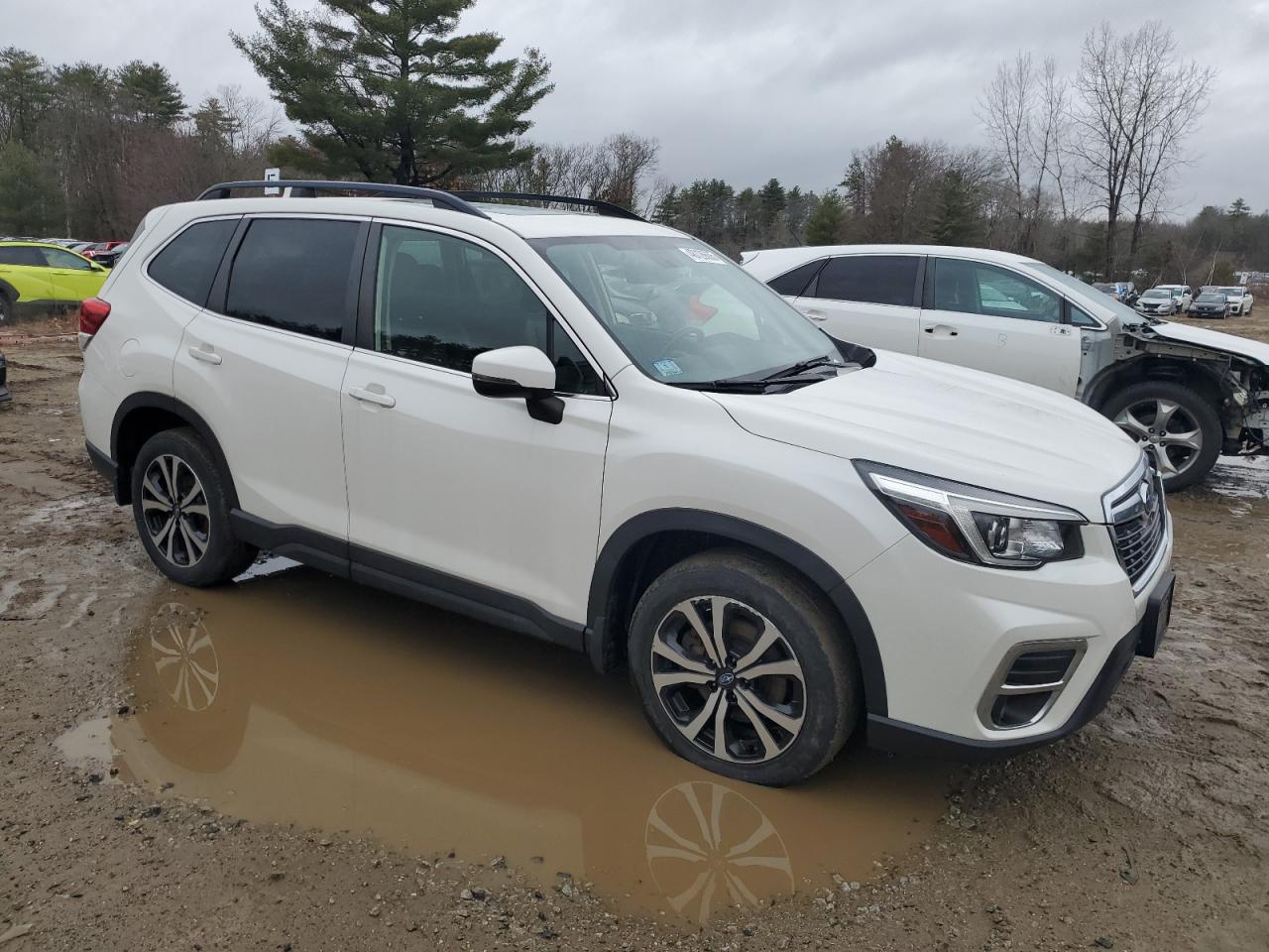 2020 Subaru Forester VIN JF2SKAUC5LH421863 Copart auction photo, front end / minor dent/scratches damage thumbnail 4