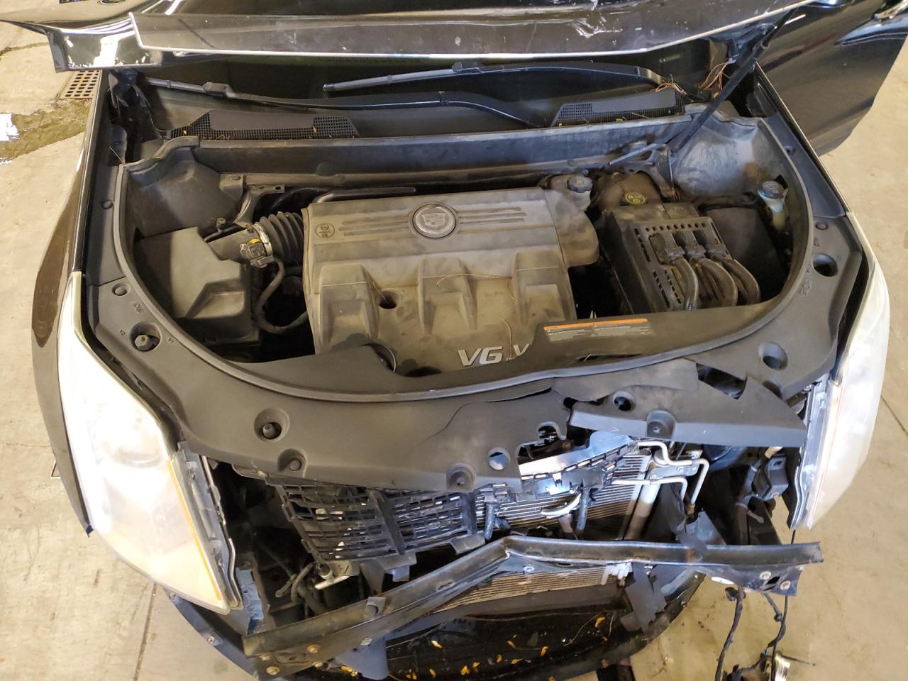 2013 Cadillac SRX VIN 3GYFNJE36DS568251 Copart auction photo, front end / minor dent/scratches damage thumbnail 13