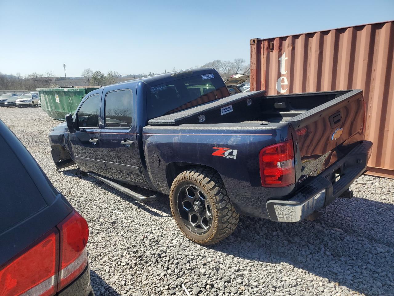 2011 Chevrolet Silverado VIN 3GCPKSE30BG194468 Copart auction photo, front end damage thumbnail 2
