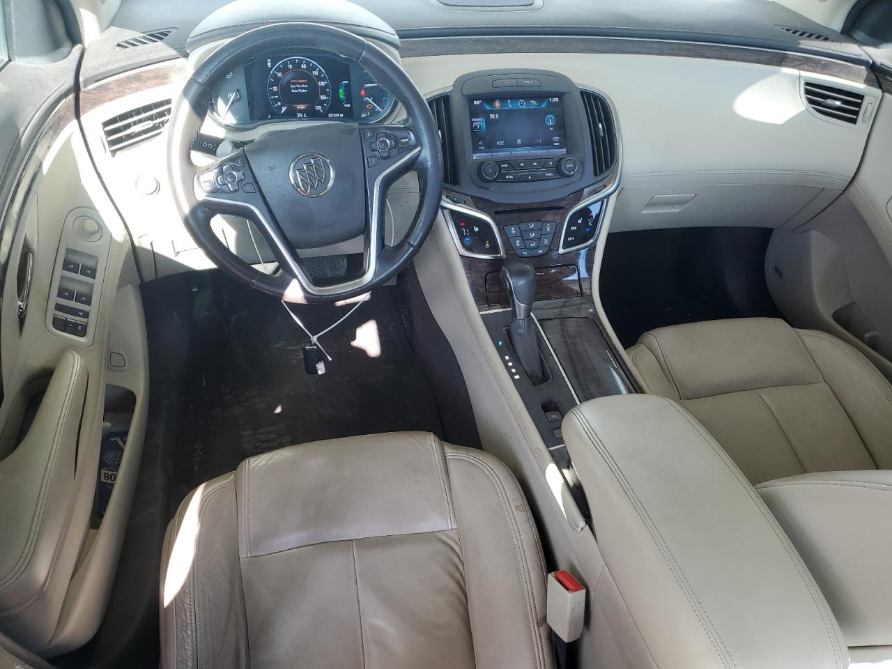 2015 Buick LaCrosse VIN 1G4GB5GRXFF196606 Copart auction photo, front end / minor dent/scratches damage thumbnail 8