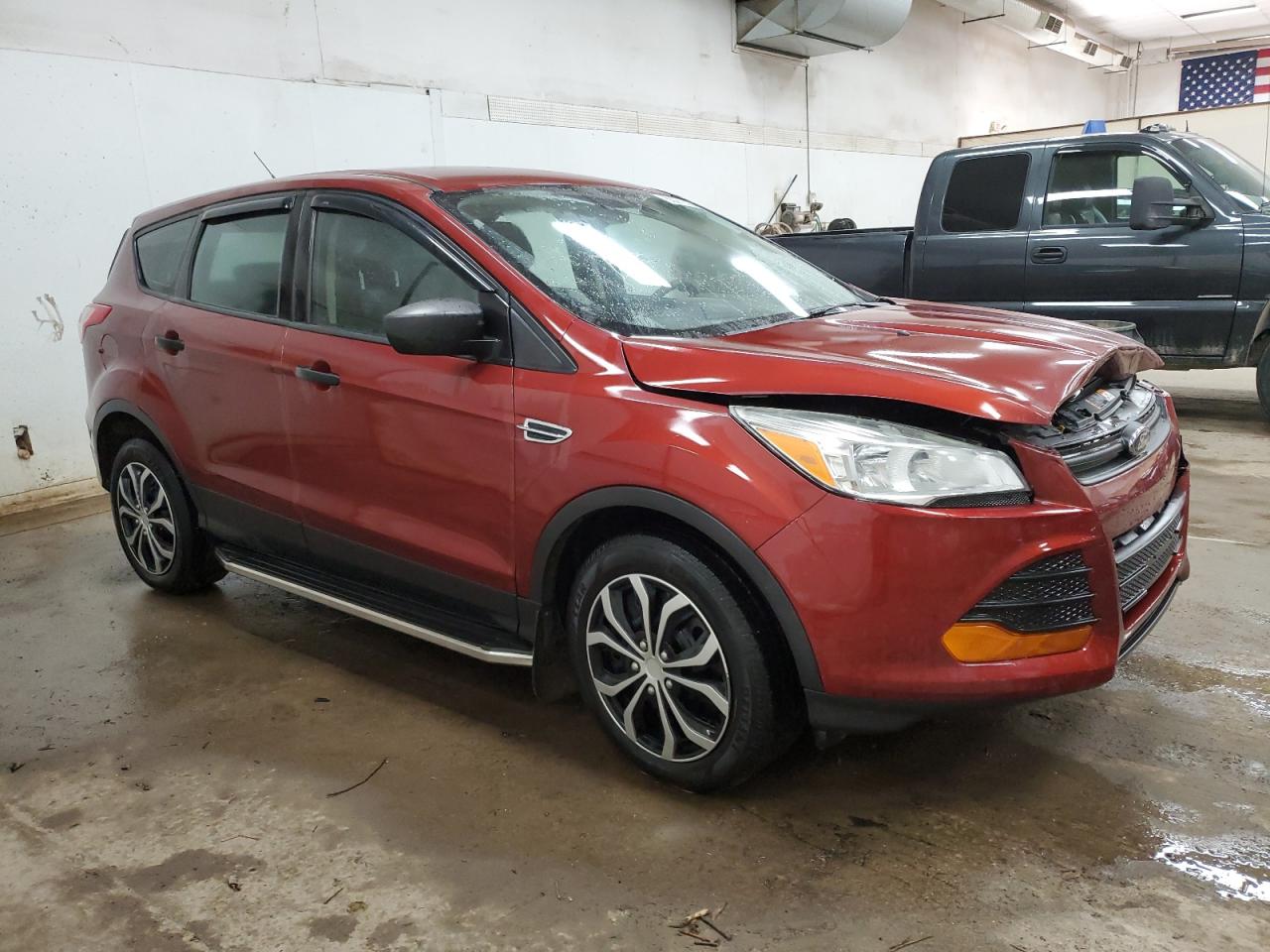 2014 Ford Escape VIN 1FMCU0F7XEUC73559 Copart auction photo, front end / minor dent/scratches damage thumbnail 4