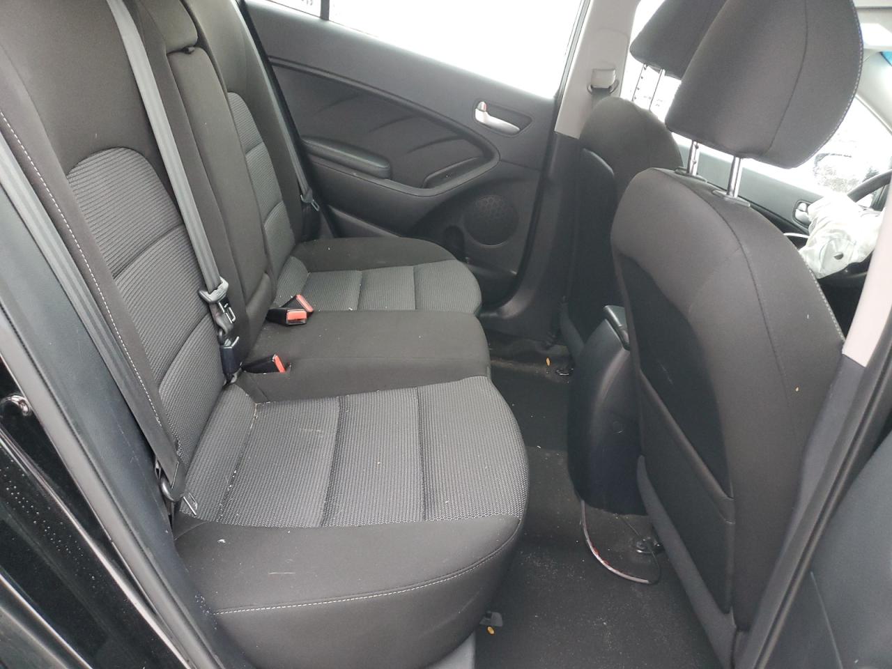 2017 KIA Forte VIN KNAFK5A8XH5730824 Copart auction photo, front end / minor dent/scratches damage thumbnail 10