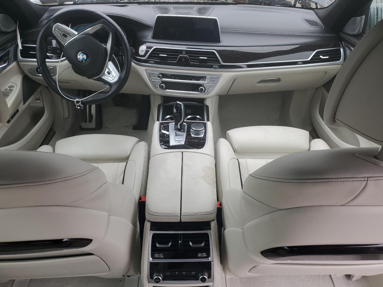 2017 BMW 7er VIN WBA7F2C36HG422918 Copart auction photo, front end damage thumbnail 8