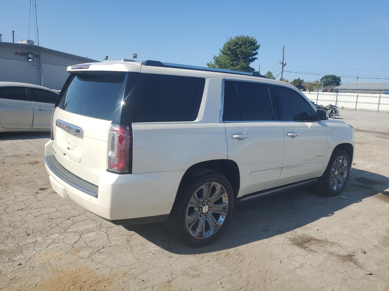 2015 GMC Yukon VIN 1GKS2CKJ9FR594736 Copart auction photo, side damage thumbnail 3