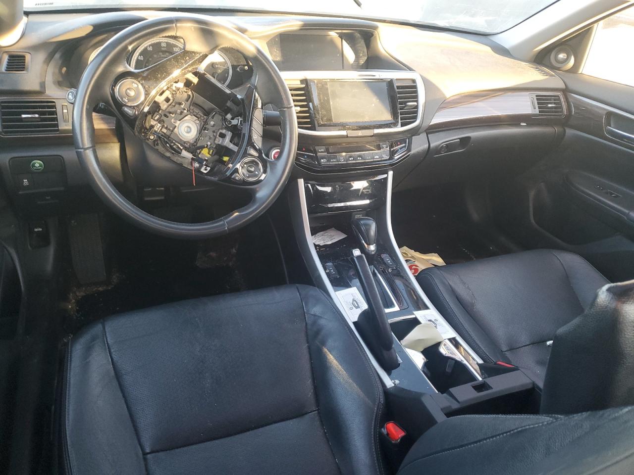 2016 Honda Accord VIN 1HGCR2F88GA225493 Copart auction photo, vandalism / stripped damage thumbnail 8
