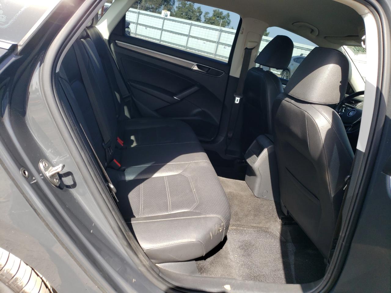 2018 Volkswagen Passat VIN 1VWAA7A33JC025149 Copart auction photo, front end damage thumbnail 10