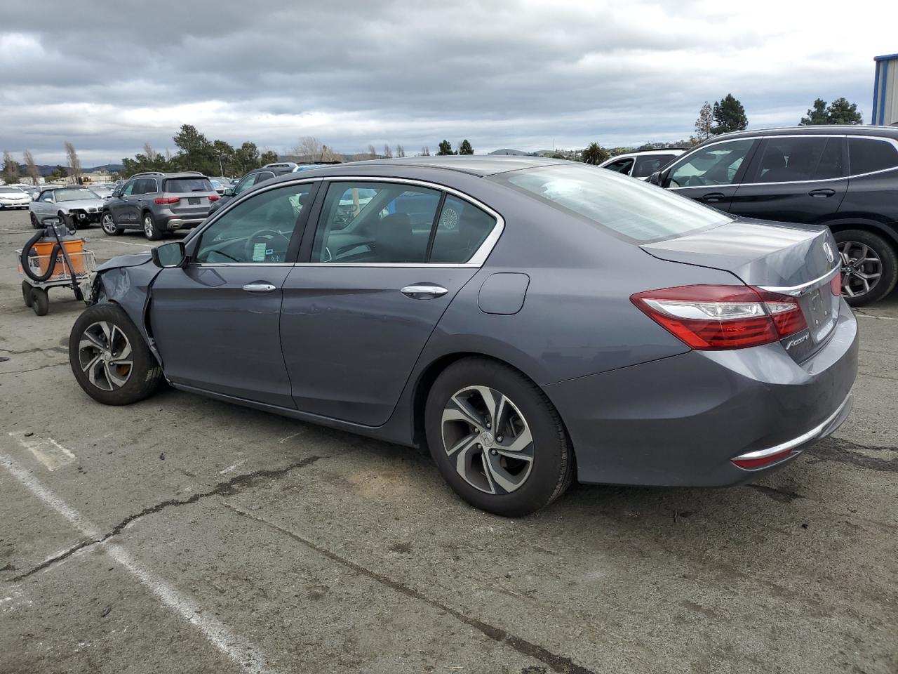 2017 Honda Accord VIN 1HGCR2F32HA098892 Copart auction photo, front end / undercarriage damage thumbnail 2