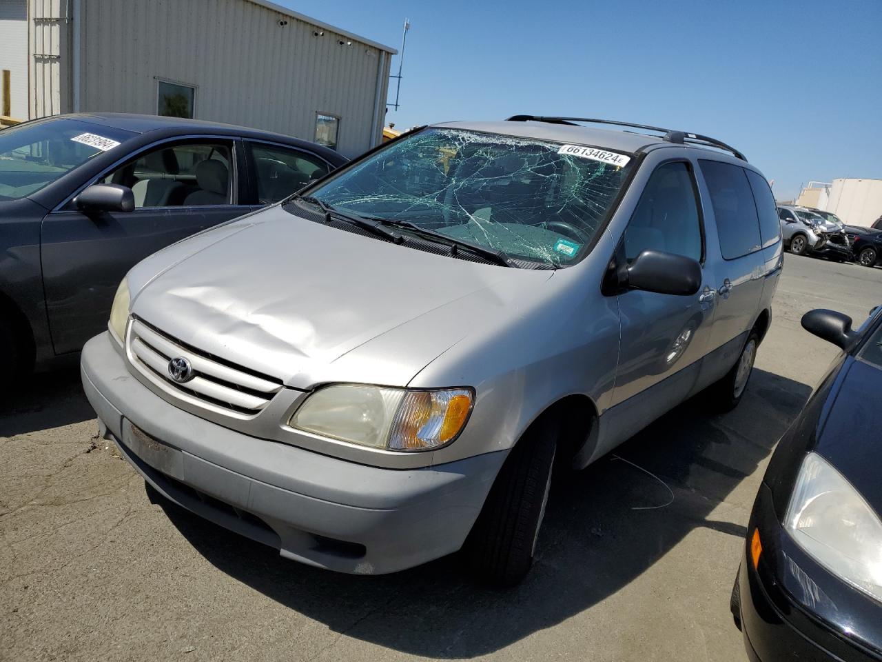2002 Toyota Sienna VIN 4T3ZF19C92U429693