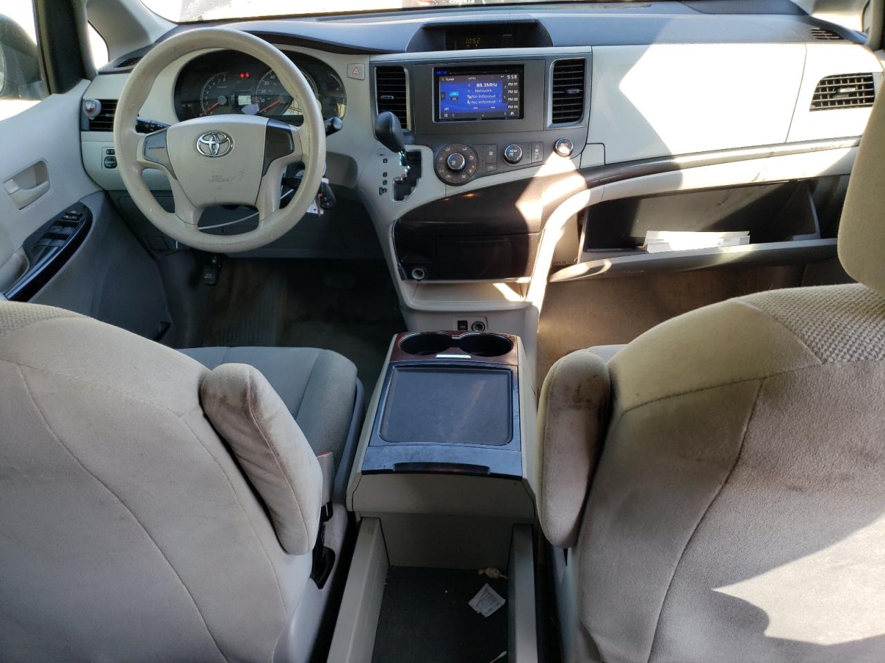 2014 Toyota Sienna VIN 5TDZK3DC8ES508051 Copart auction photo, front end damage thumbnail 8