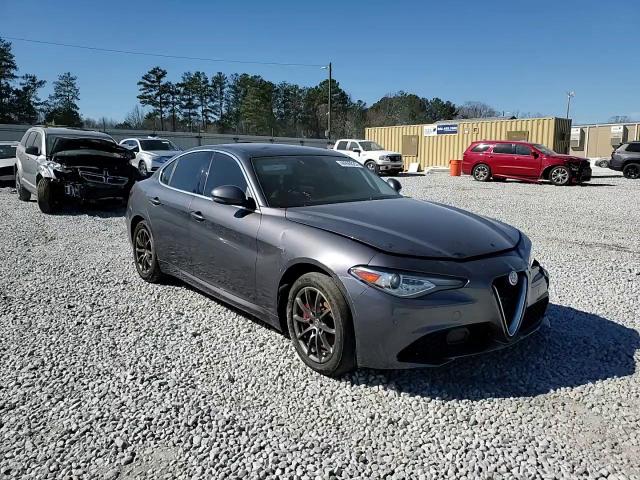2018 Alfa Romeo Giulia VIN ZARFAEDN4J7572553 Copart auction photo, front end / minor dent/scratches damage thumbnail 13
