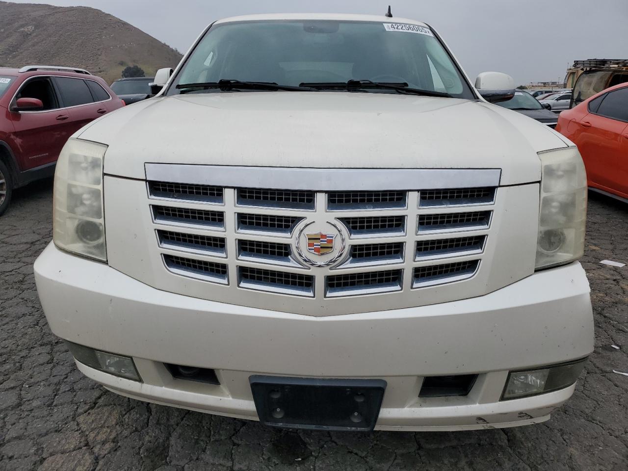 2009 Cadillac Escalade VIN 1GYFK43529R126754 Copart auction photo, front end damage thumbnail 5