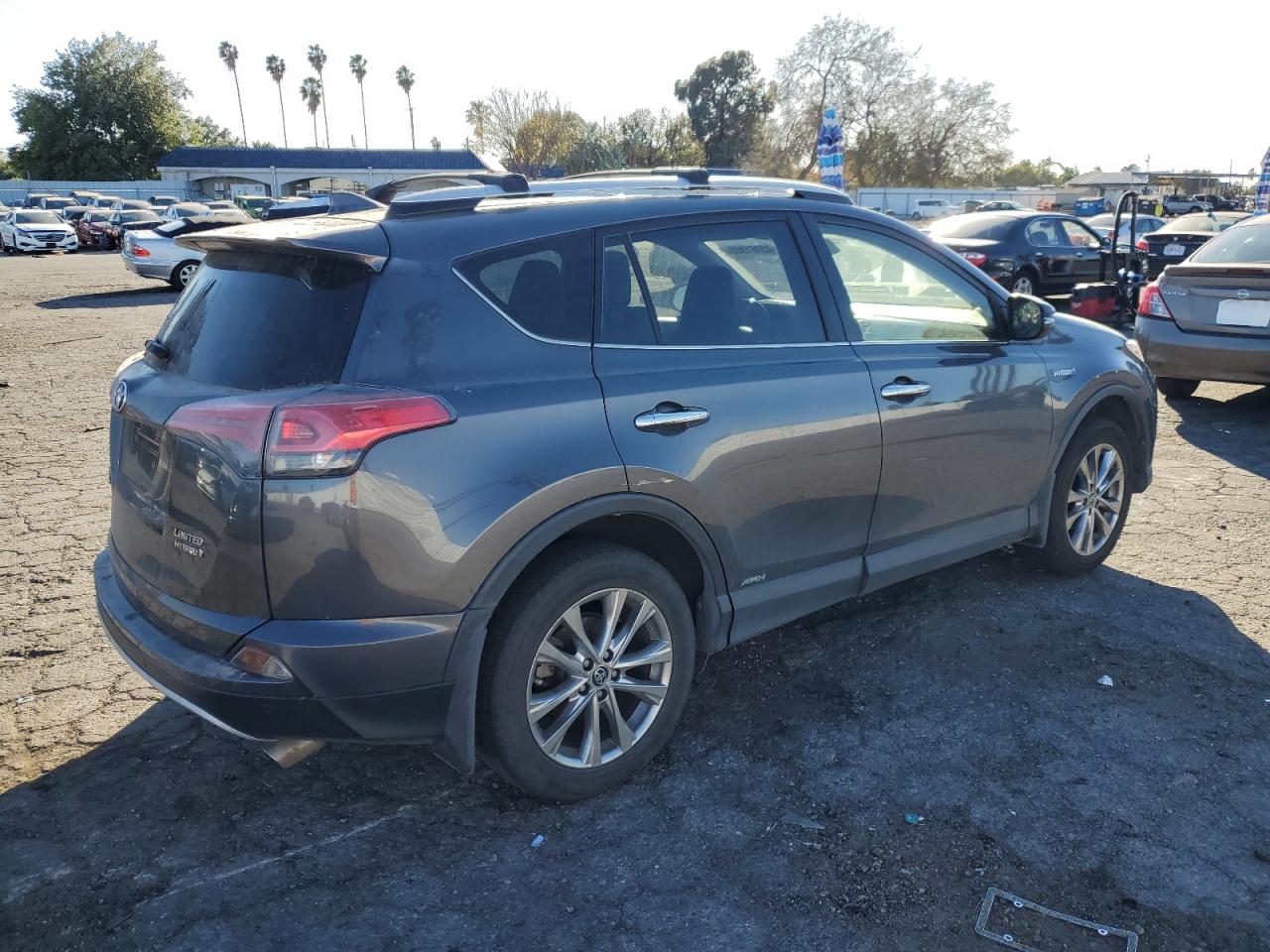2016 Toyota RAV 4 VIN JTMDJREV5GD055957 Copart auction photo, burn / minor dent/scratches damage thumbnail 3