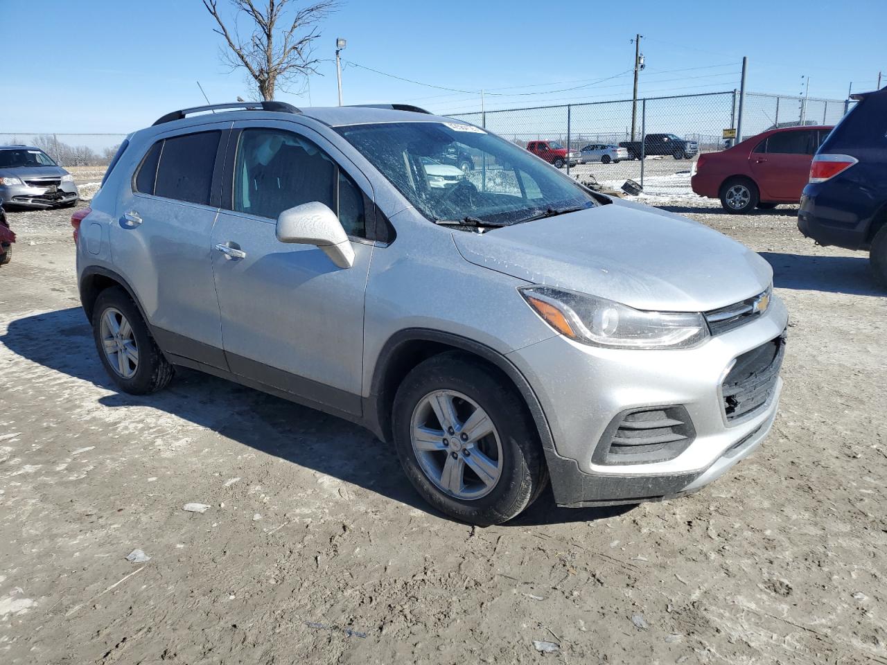 2019 Chevrolet Trax VIN KL7CJLSB0KB963723 Copart auction photo, side / top/roof damage thumbnail 4