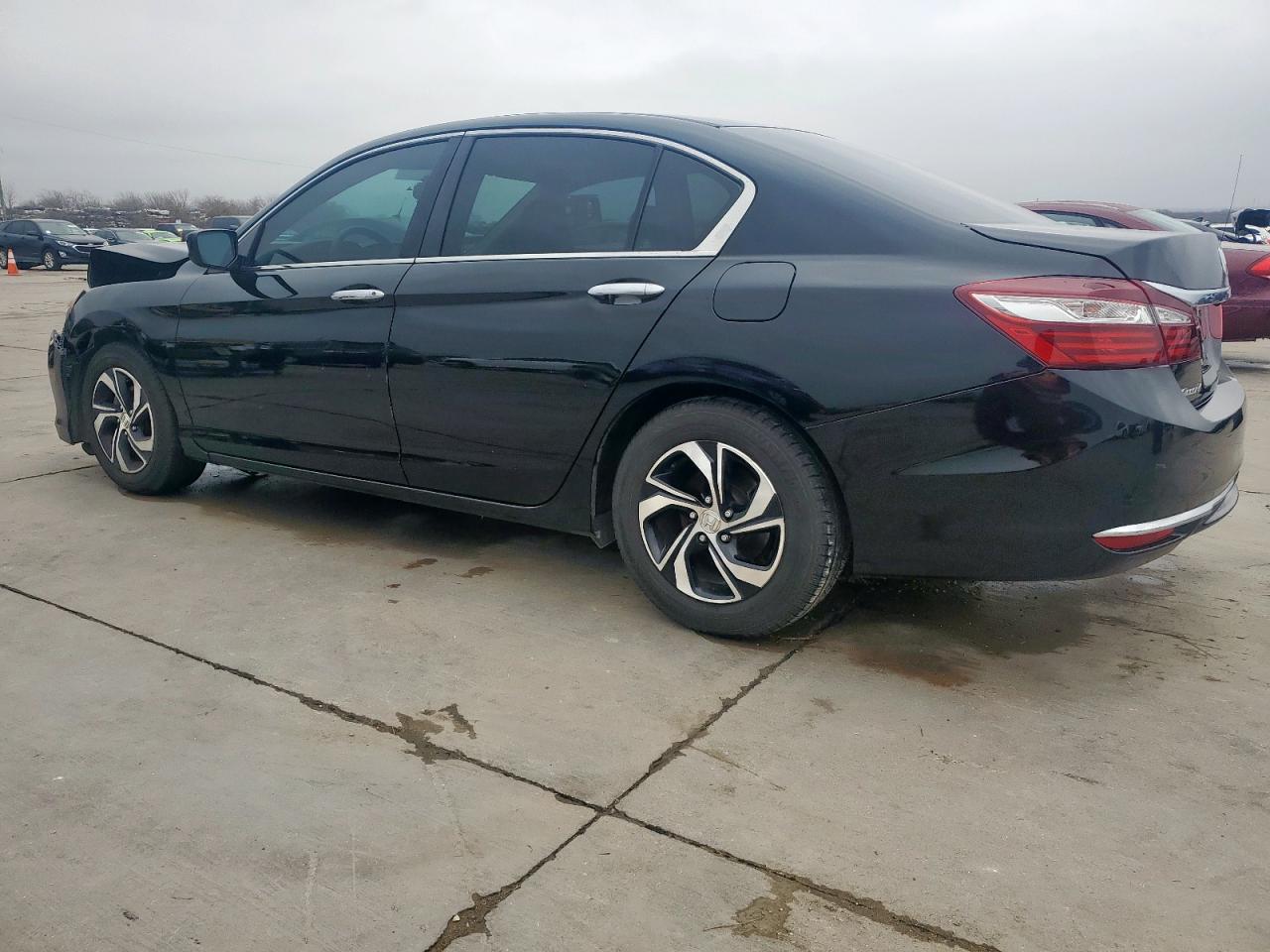 2017 Honda Accord VIN 1HGCR2F37HA166670 Copart auction photo, front end damage thumbnail 2