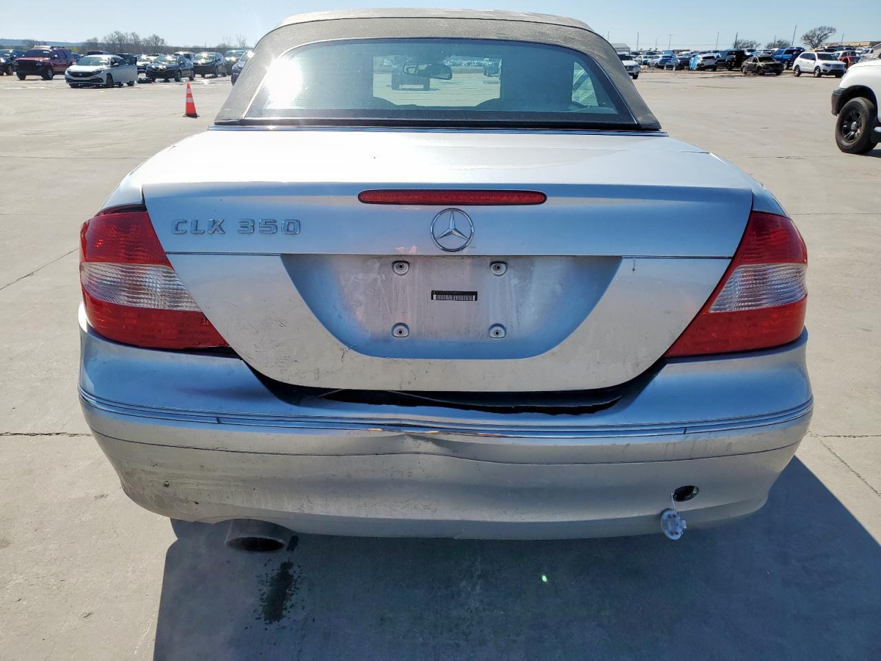2009 Mercedes-Benz CLK-klasse VIN WDBTK56FX9T109172 Copart auction photo, rear end / minor dent/scratches damage thumbnail 6