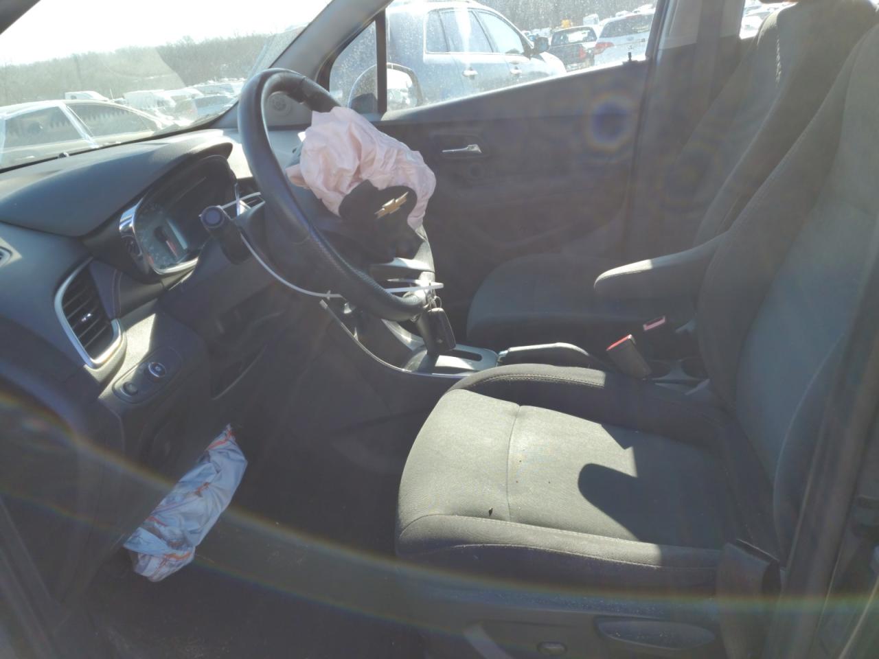 2018 Chevrolet Trax VIN 3GNCJKSB1JL257068 Copart auction photo, front end / mechanical damage thumbnail 7