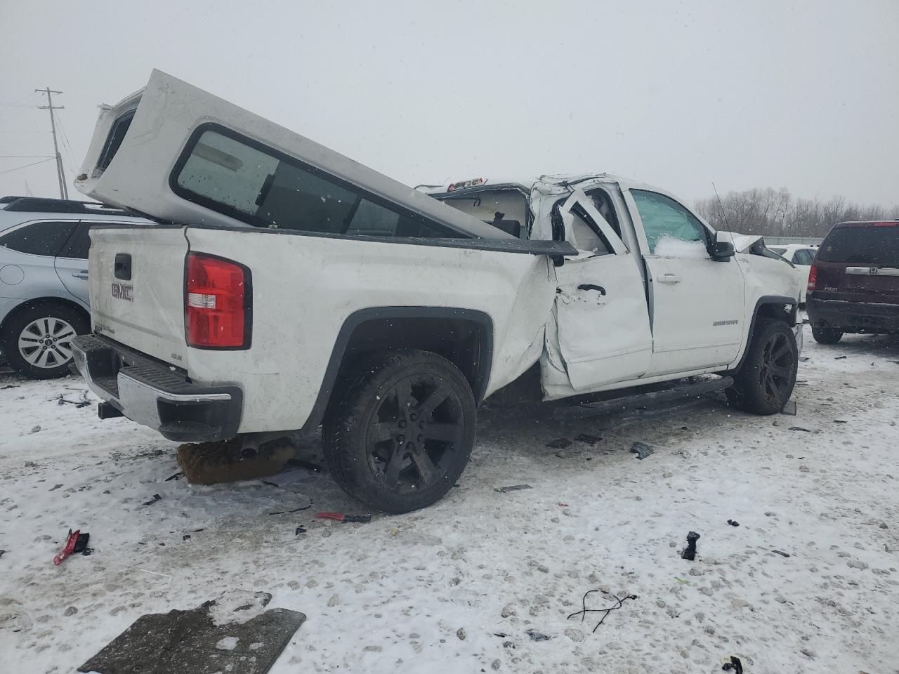 2019 GMC Sierra VIN 2GTV2MEC1K1184351 Copart auction photo, all over damage thumbnail 3