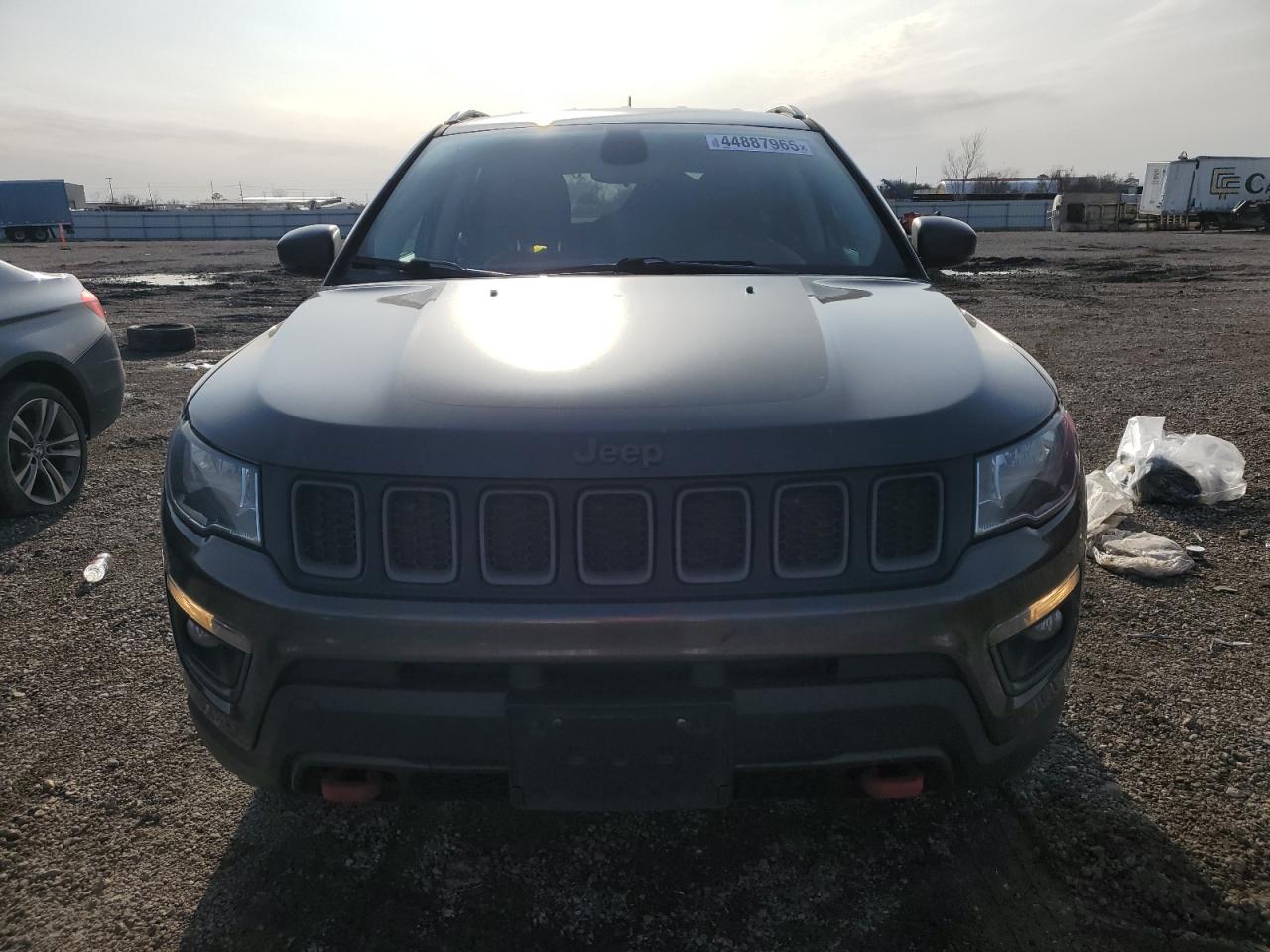 2019 Jeep Compass VIN 3C4NJDDB0KT739946 Copart auction photo, rear end / minor dent/scratches damage thumbnail 5