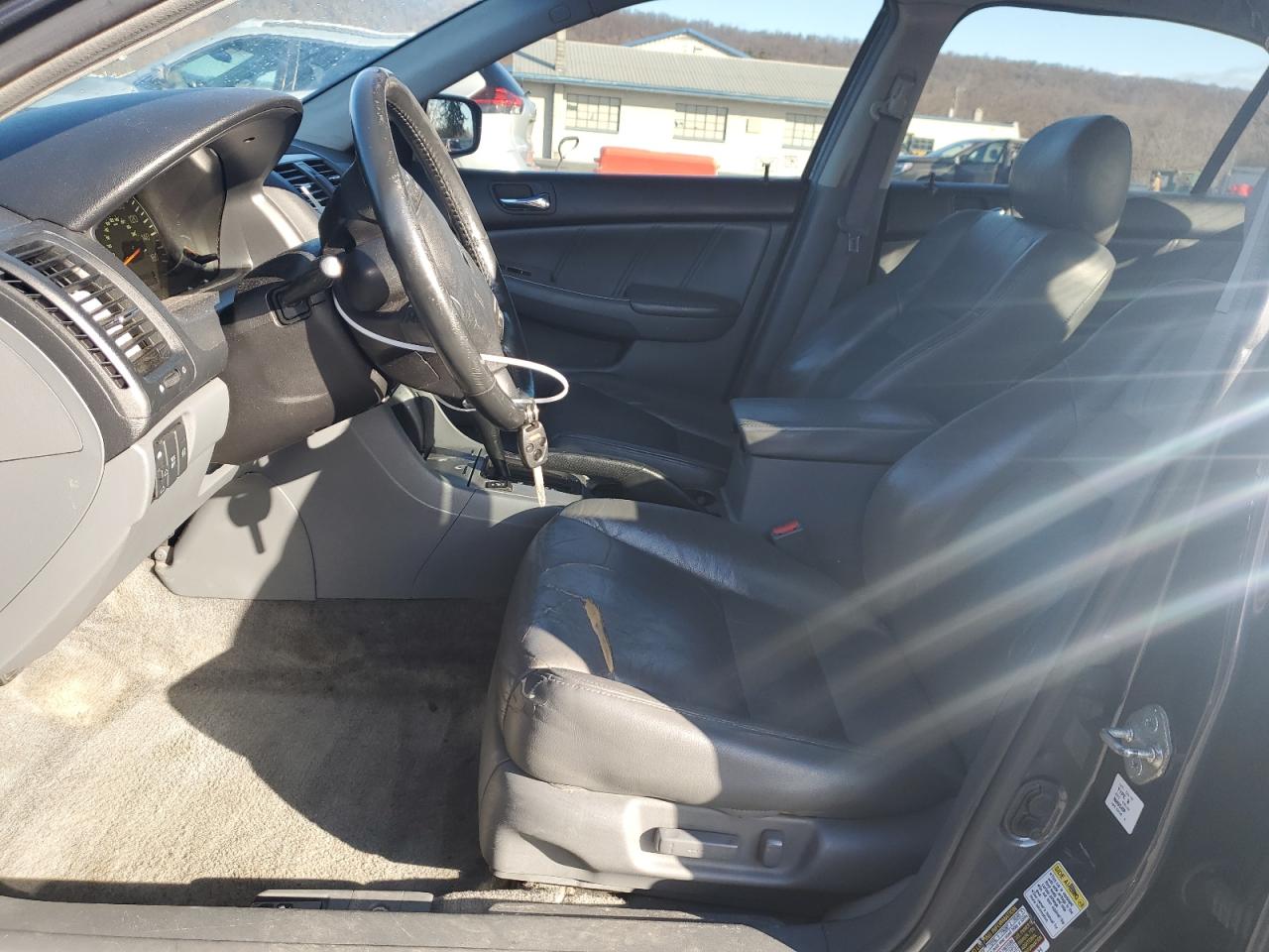 2005 Honda Accord VIN 1HGCM66875A040001 Copart auction photo, all over damage thumbnail 7