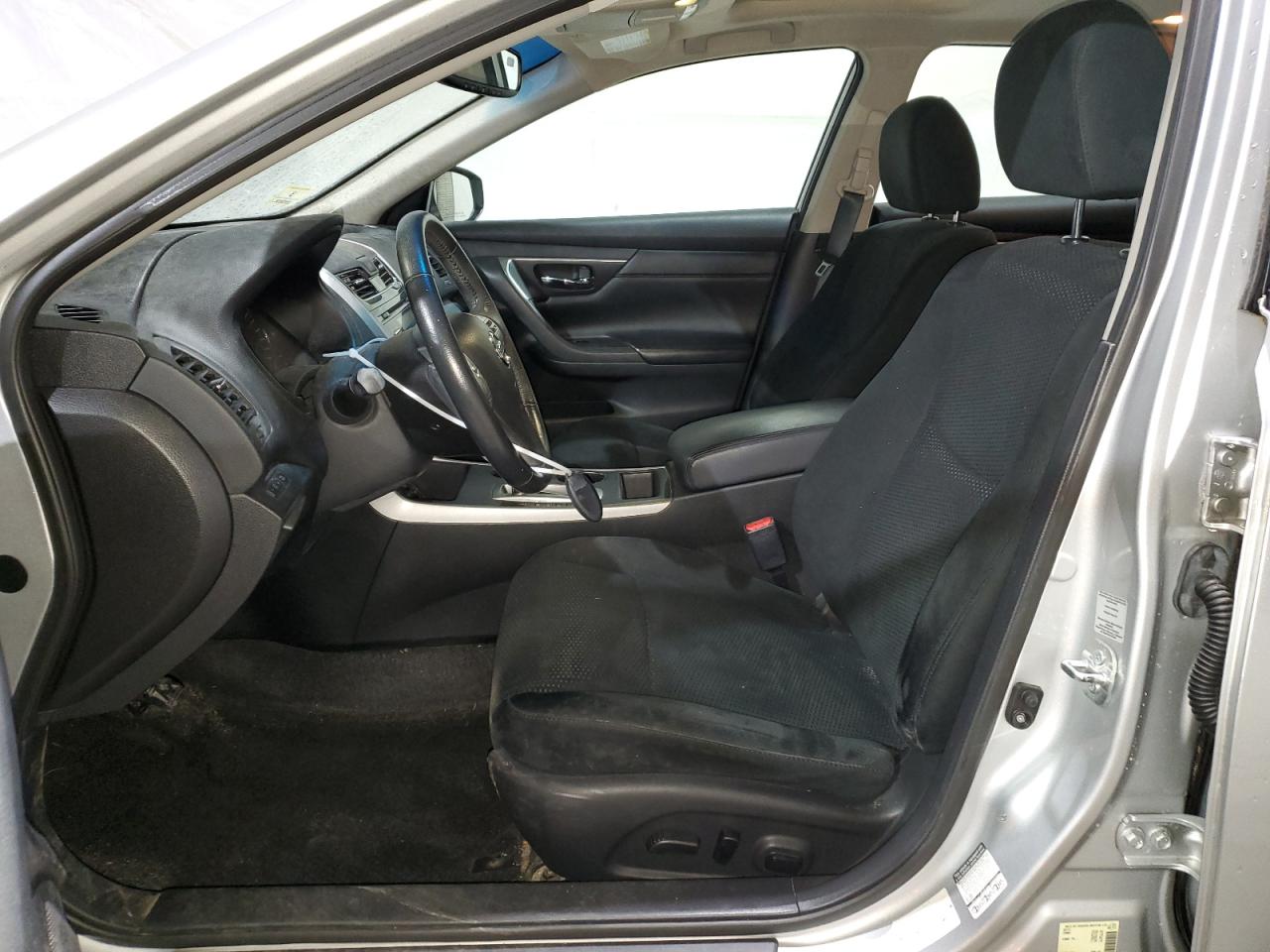 2015 Nissan Altima VIN 1N4AL3AP7FC487106 Copart auction photo, minor dent/scratches damage thumbnail 7