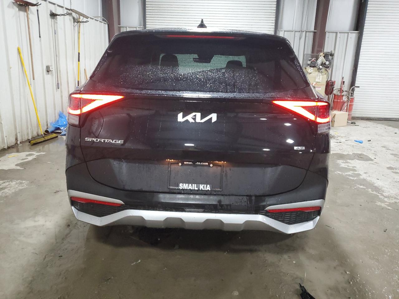 2024 KIA Sportage VIN KNDPUCDF3R7244863 Copart auction photo, front end / side damage thumbnail 6