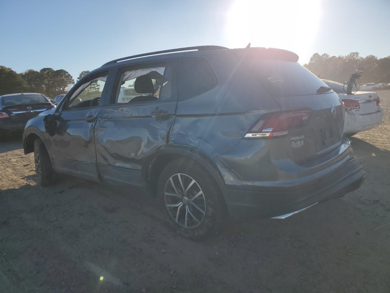 2021 Volkswagen Tiguan VIN 3VV1B7AX1MM108585 Copart auction photo, all over damage thumbnail 2