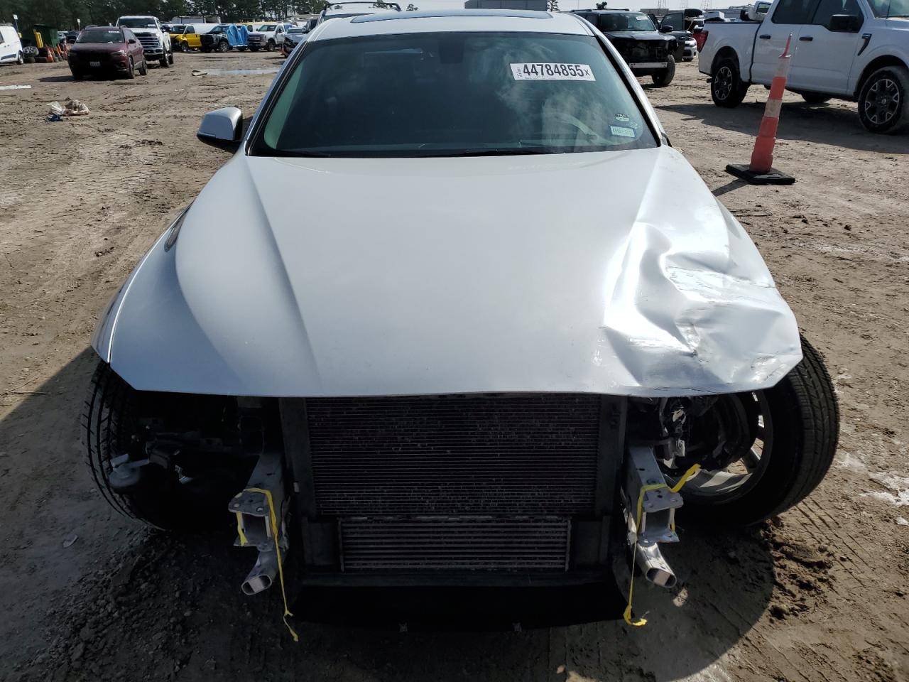 2018 BMW 3er VIN WBA8A3C53JA492315 Copart auction photo, front end / side damage thumbnail 5