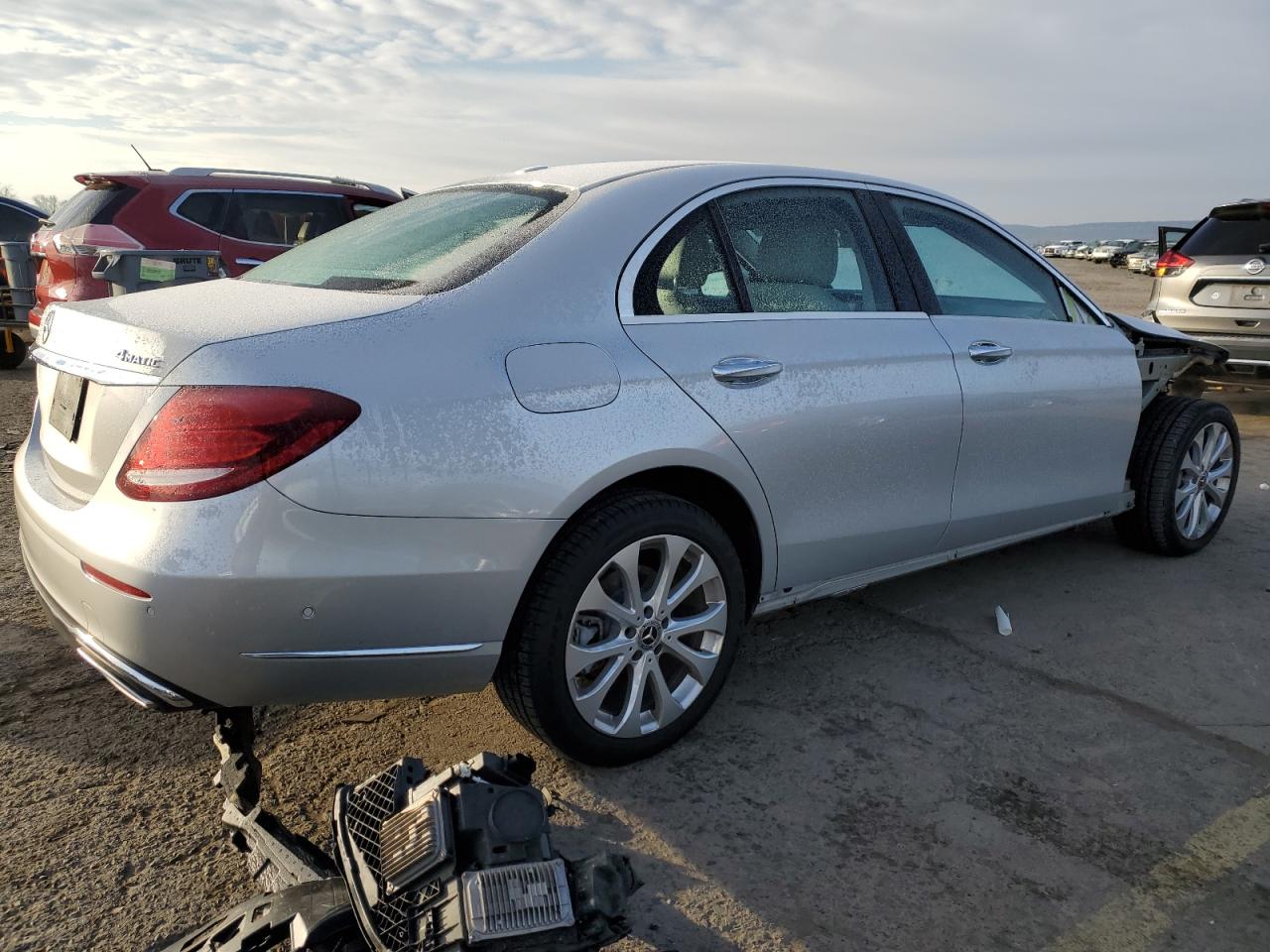 2020 Mercedes-Benz E-klasse VIN WDDZF8EB7LA708281 Copart auction photo, front end / side damage thumbnail 3