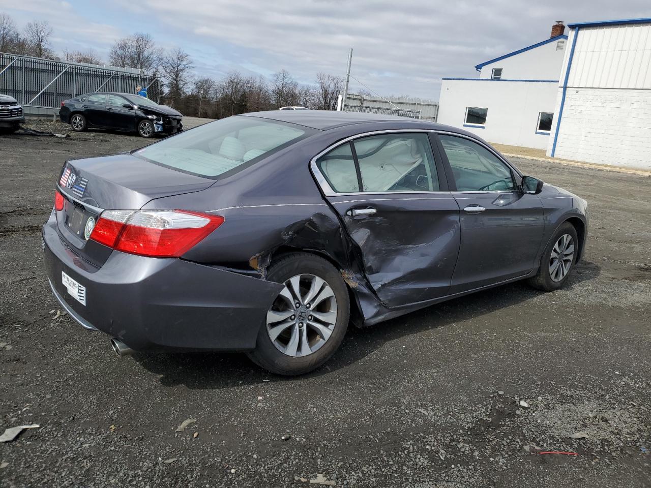 2015 Honda Accord VIN 1HGCR2F38FA074979 Copart auction photo, side damage thumbnail 3
