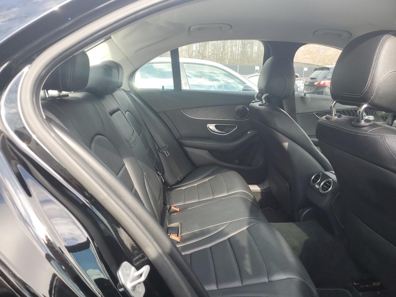 2016 Mercedes-Benz C-klasse VIN 55SWF4JB2GU155580 Copart auction photo, side damage thumbnail 11