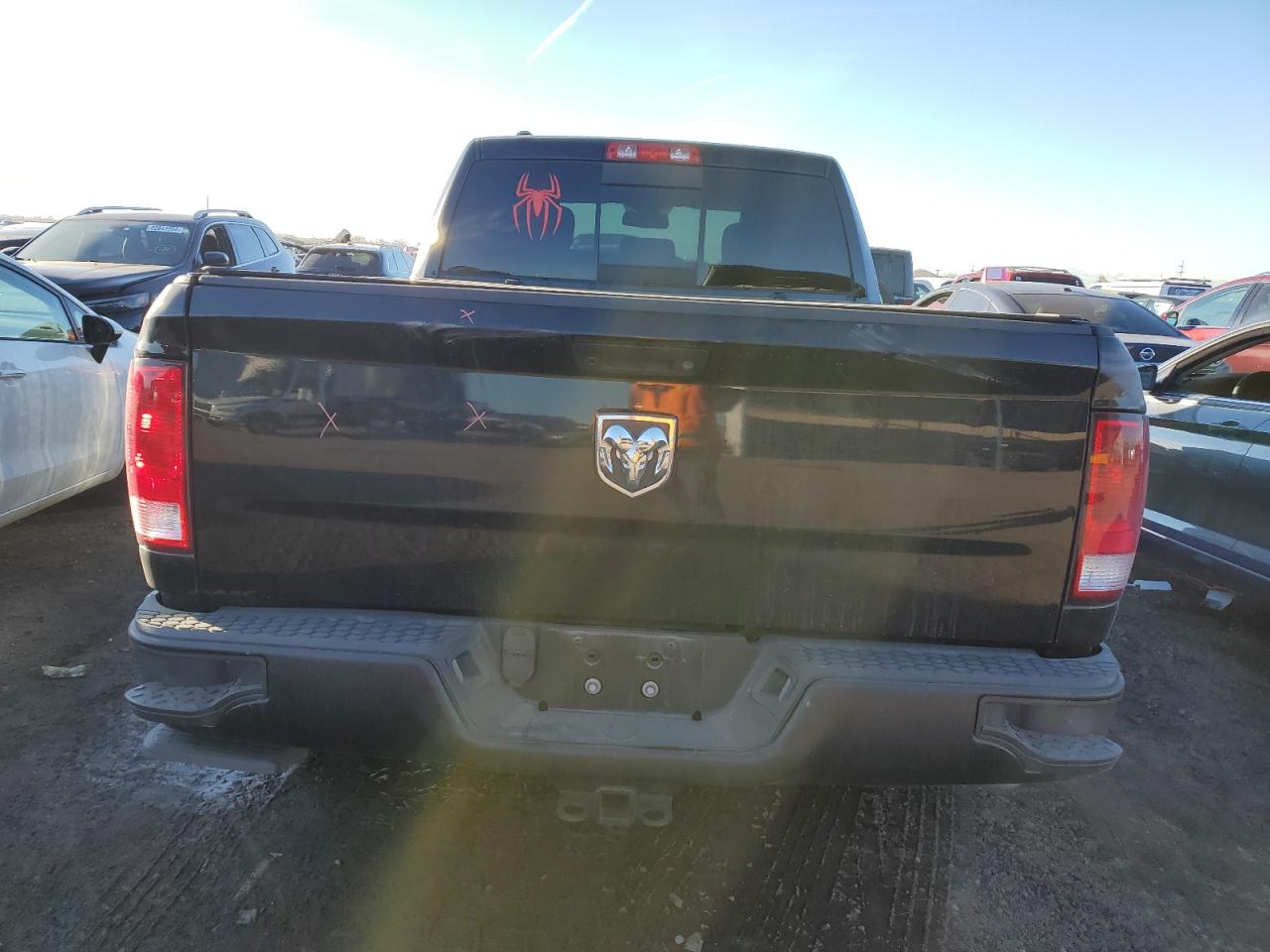 2015 RAM 1500 VIN 1C6RR6GG0FS547356 Copart auction photo, front end / minor dent/scratches damage thumbnail 6