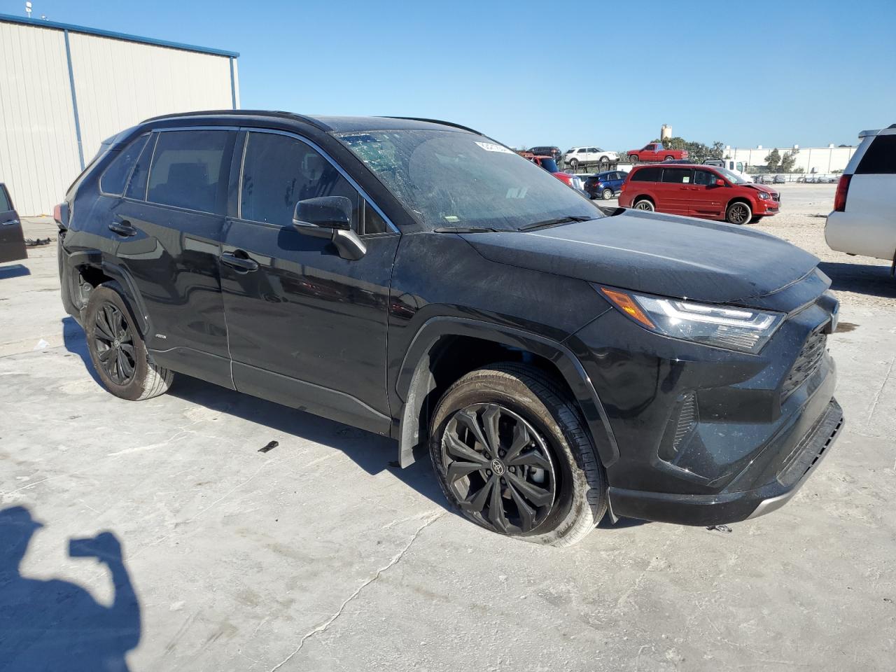 2022 Toyota RAV 4 VIN 4T3T6RFV4NU095233 Copart auction photo, rear end / front end damage thumbnail 4