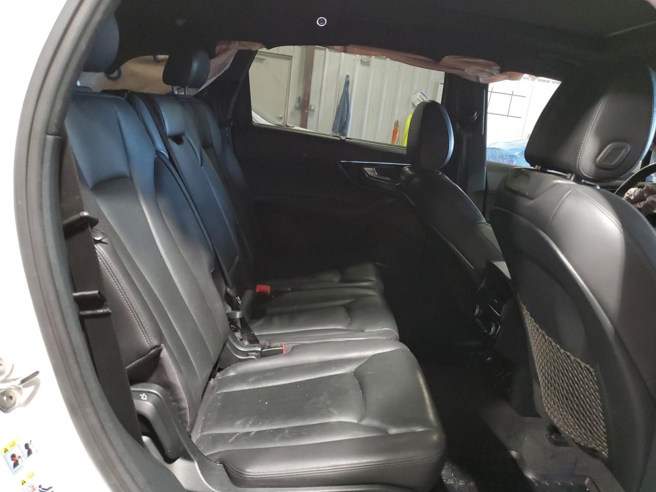 2017 Audi Q7 VIN WA1LAAF78HD029619 Copart auction photo, front end damage thumbnail 11