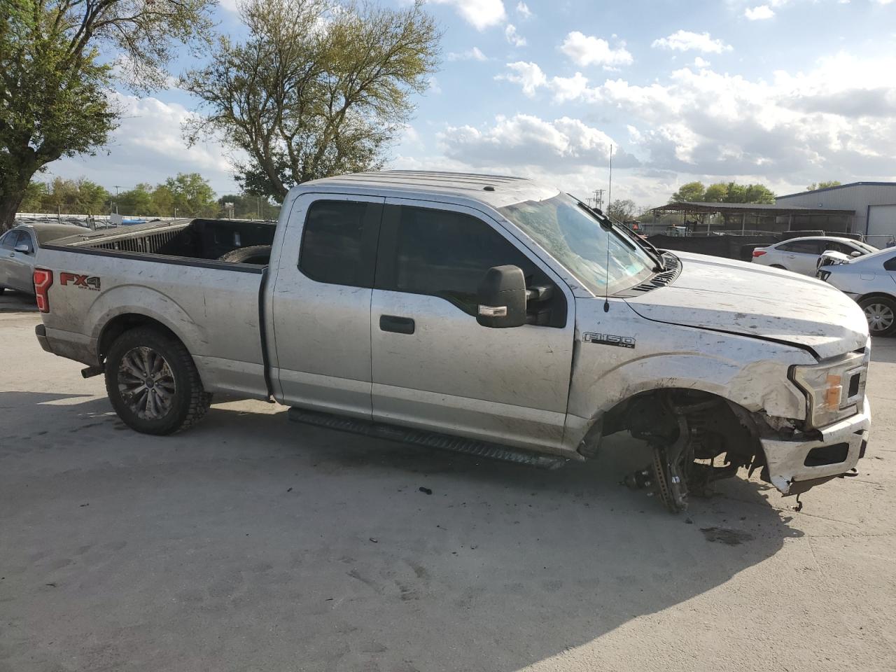2018 Ford F-150 VIN 1FTFX1E54JFE39488 Copart auction photo, front end damage thumbnail 4