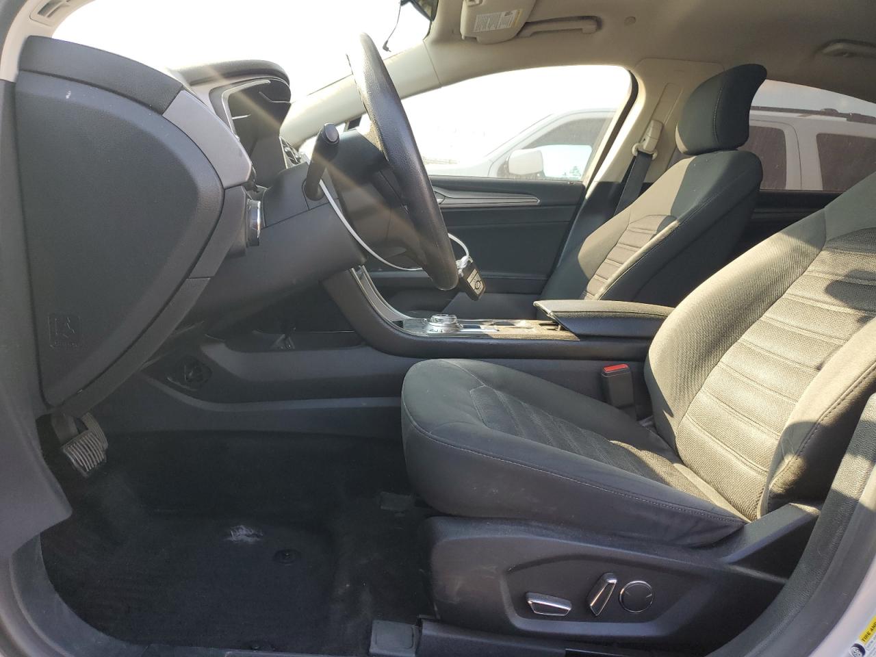 2017 Ford Fusion VIN 3FA6P0LU3HR385415 Copart auction photo, front end damage thumbnail 7