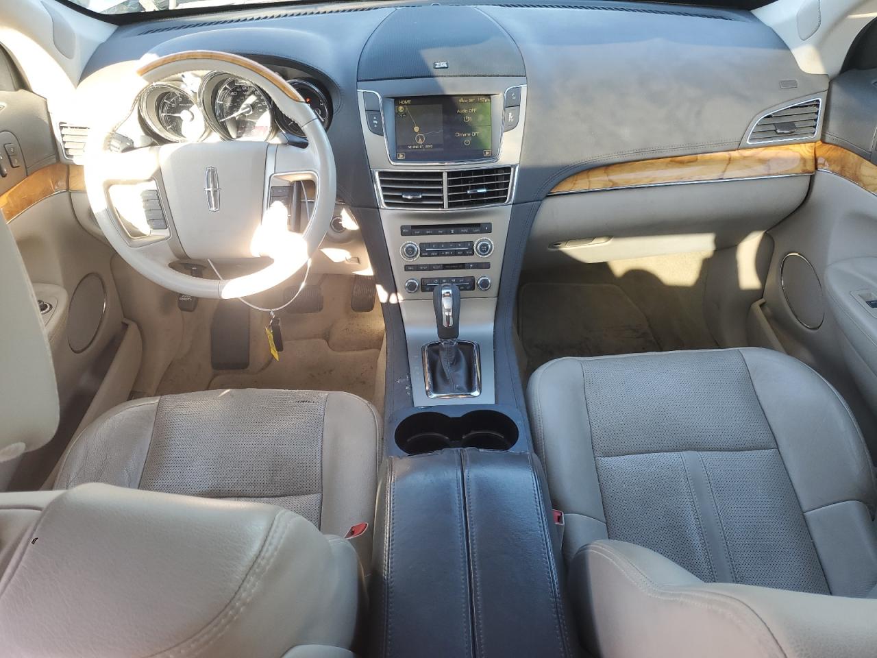 2010 Lincoln MKT VIN 2LMHJ5AT4ABJ25394 Copart auction photo, side damage thumbnail 8