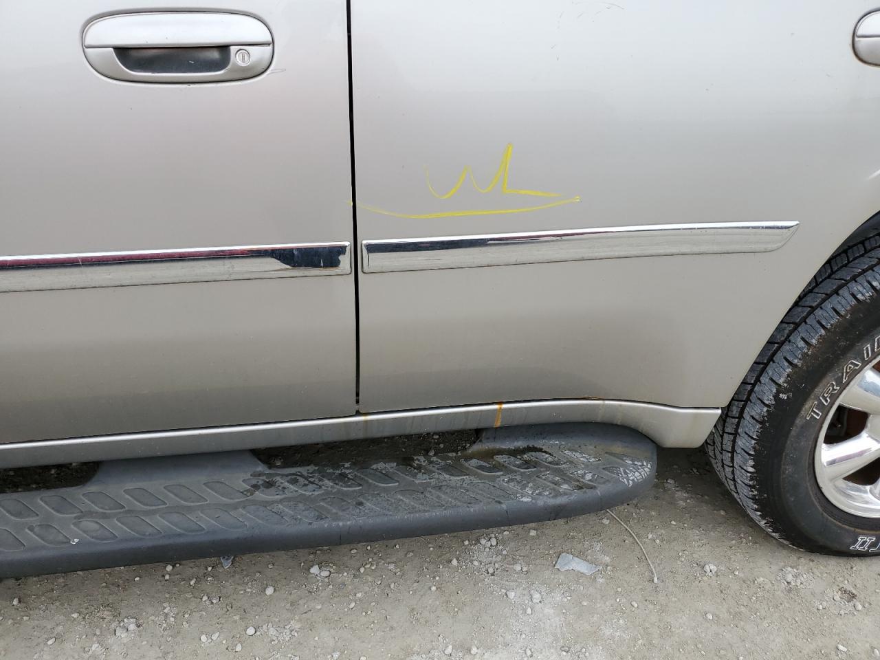 2007 GMC Envoy VIN 1GKDT13S872198535 Copart auction photo, water/flood damage thumbnail 12