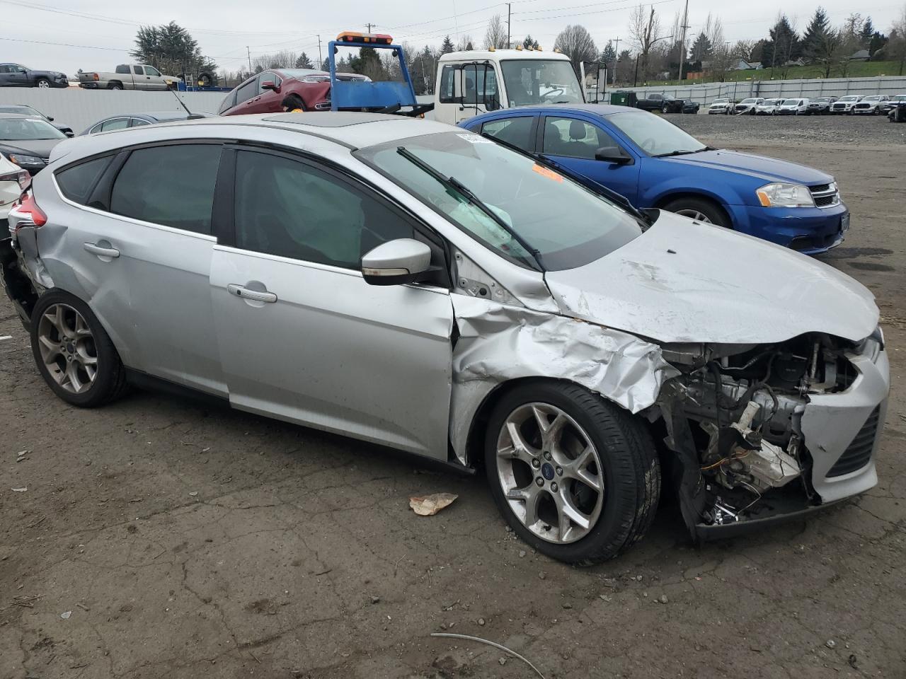 2014 Ford Focus VIN 1FADP3N24EL298010 Copart auction photo, side / all over damage thumbnail 4