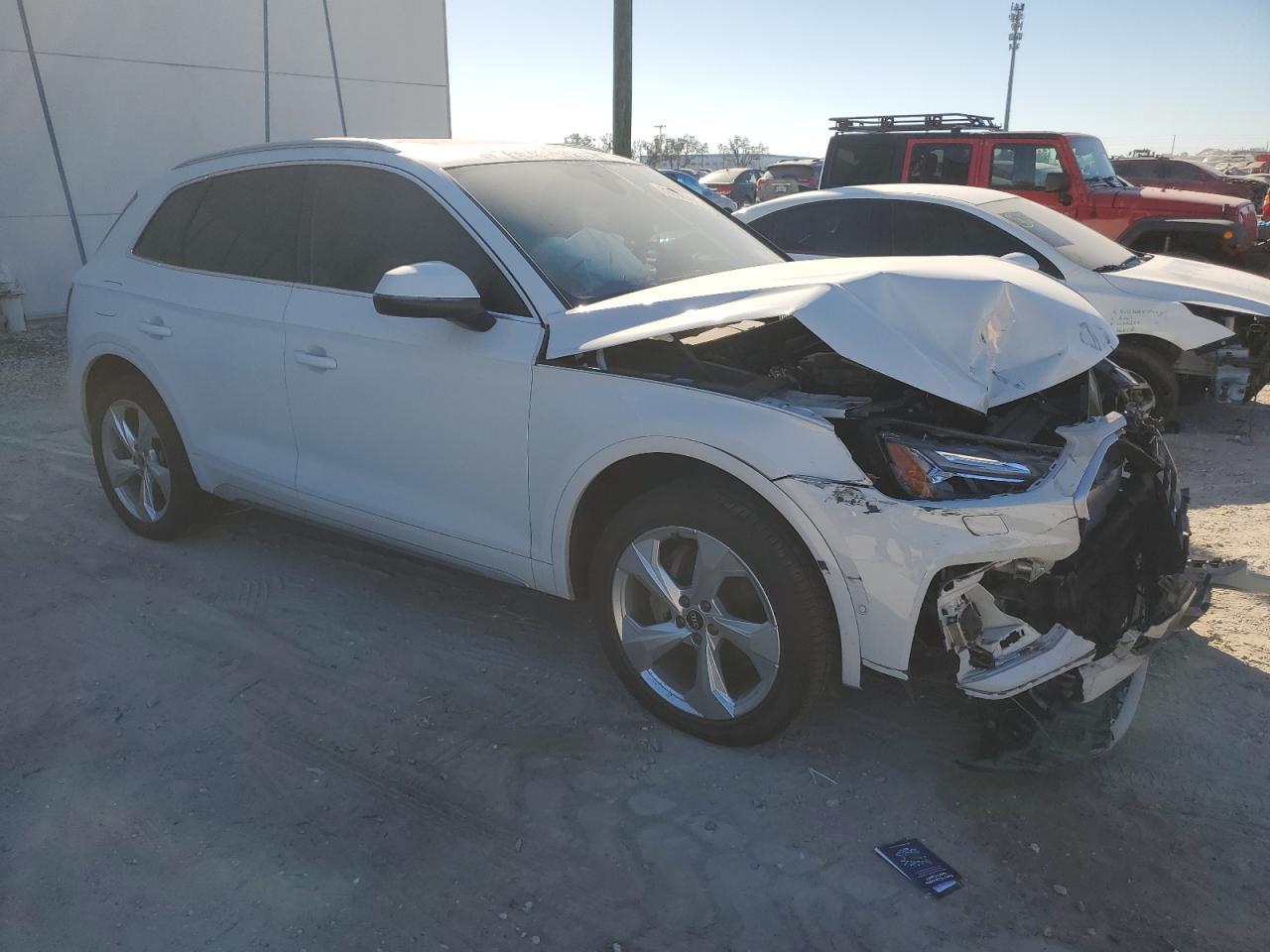 2021 Audi Q5 VIN WA1CAAFY7M2102509 Copart auction photo, front end damage thumbnail 4