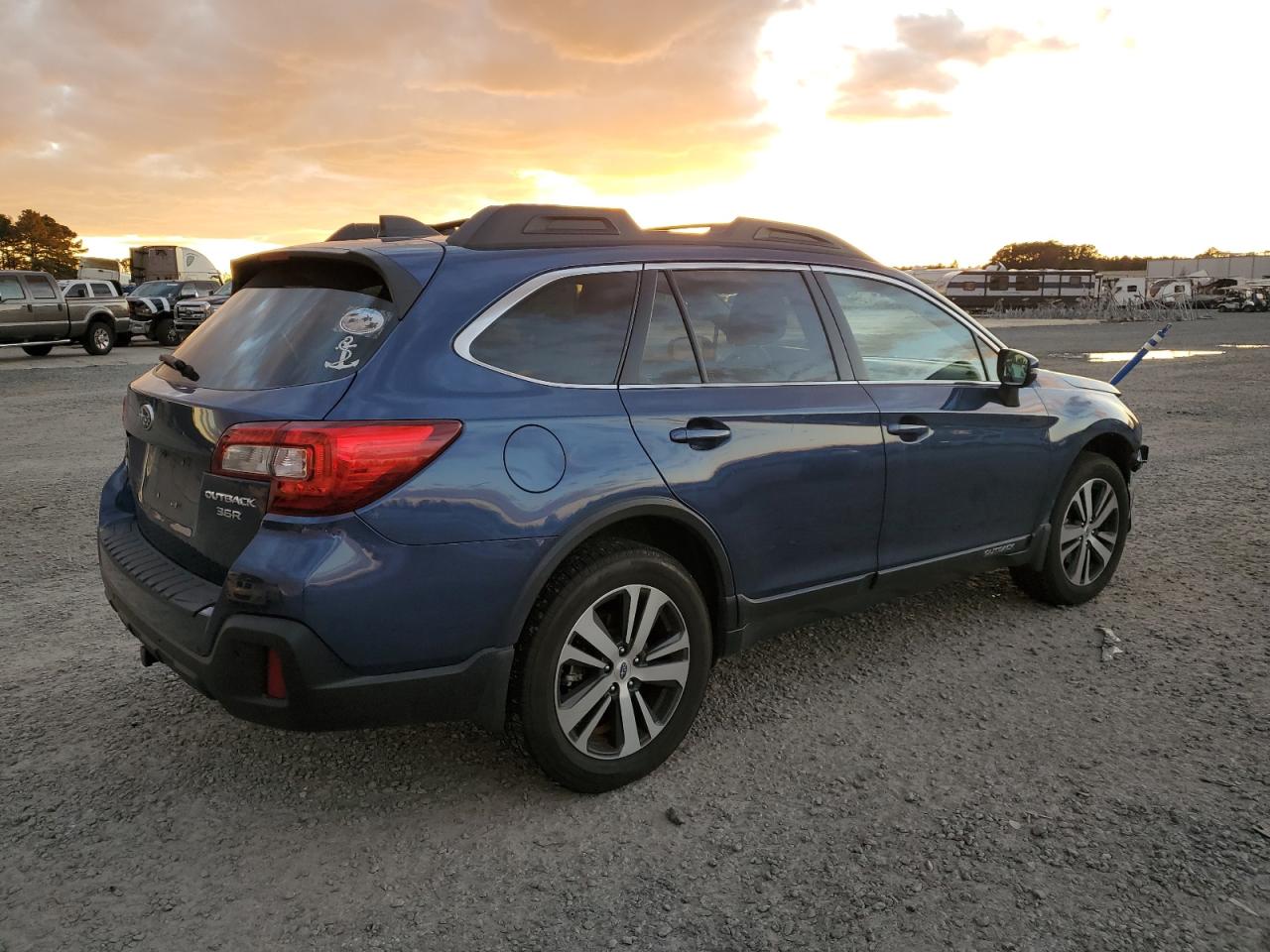 2019 Subaru Outback VIN 4S4BSENC0K3205253 Copart auction photo, front end damage thumbnail 3